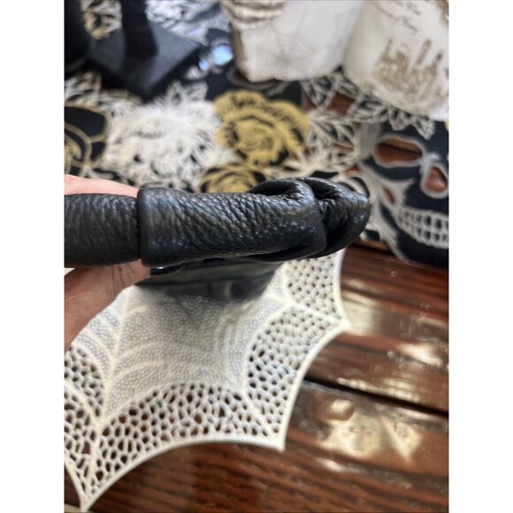 Banana Republic Bow Leather Clutch Womens Small Bag Black Leather Evening Purse - Picture 4 of 12